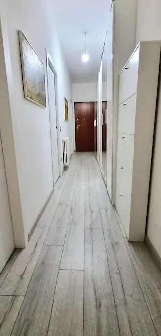 Dream Apartments Stanza 1 In Appartamento Condiviso Con Bagno Privato Esterno Milan
